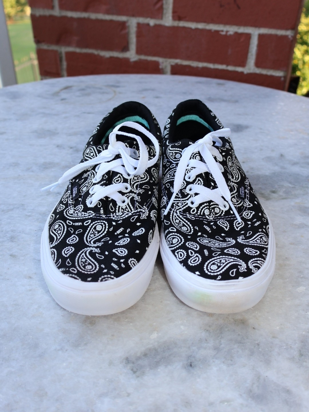 Vans ComfyCush Era 'Paisley - Black' - Picture 2 of 9